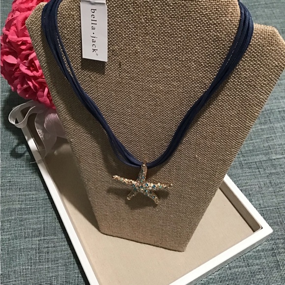Beautiful Bella~Jack Star Fish Gold tone Necklace Navy Blue Cord.Brand New.🐚 - Picture 2 of 7